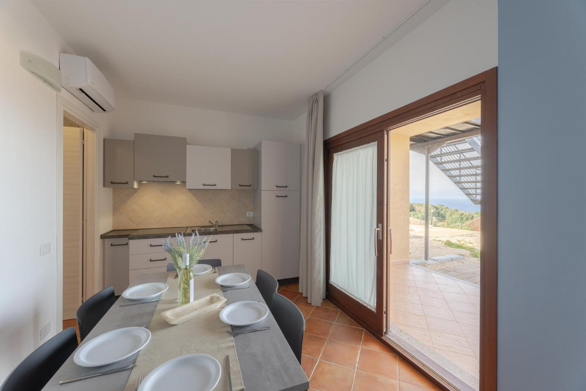 Rocce Rosse Aparthotel *