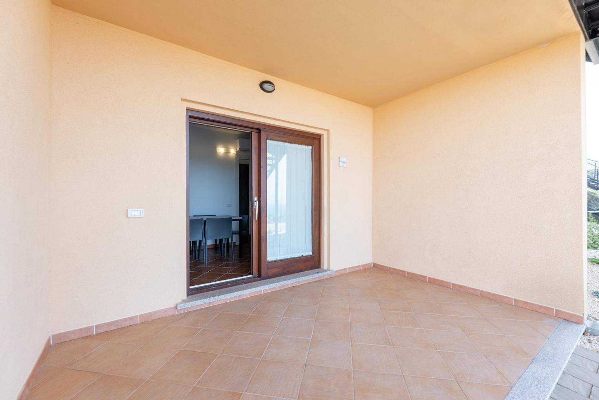 Rocce Rosse Aparthotel