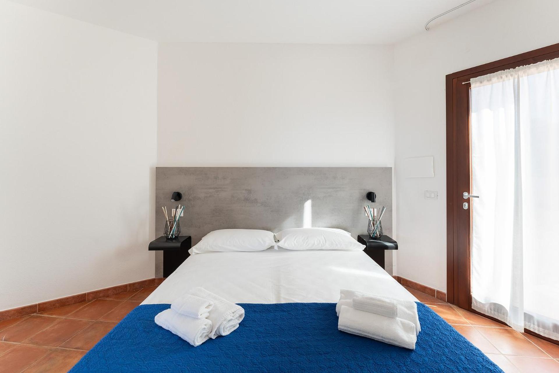 Aparthotel Rocce Rosse *