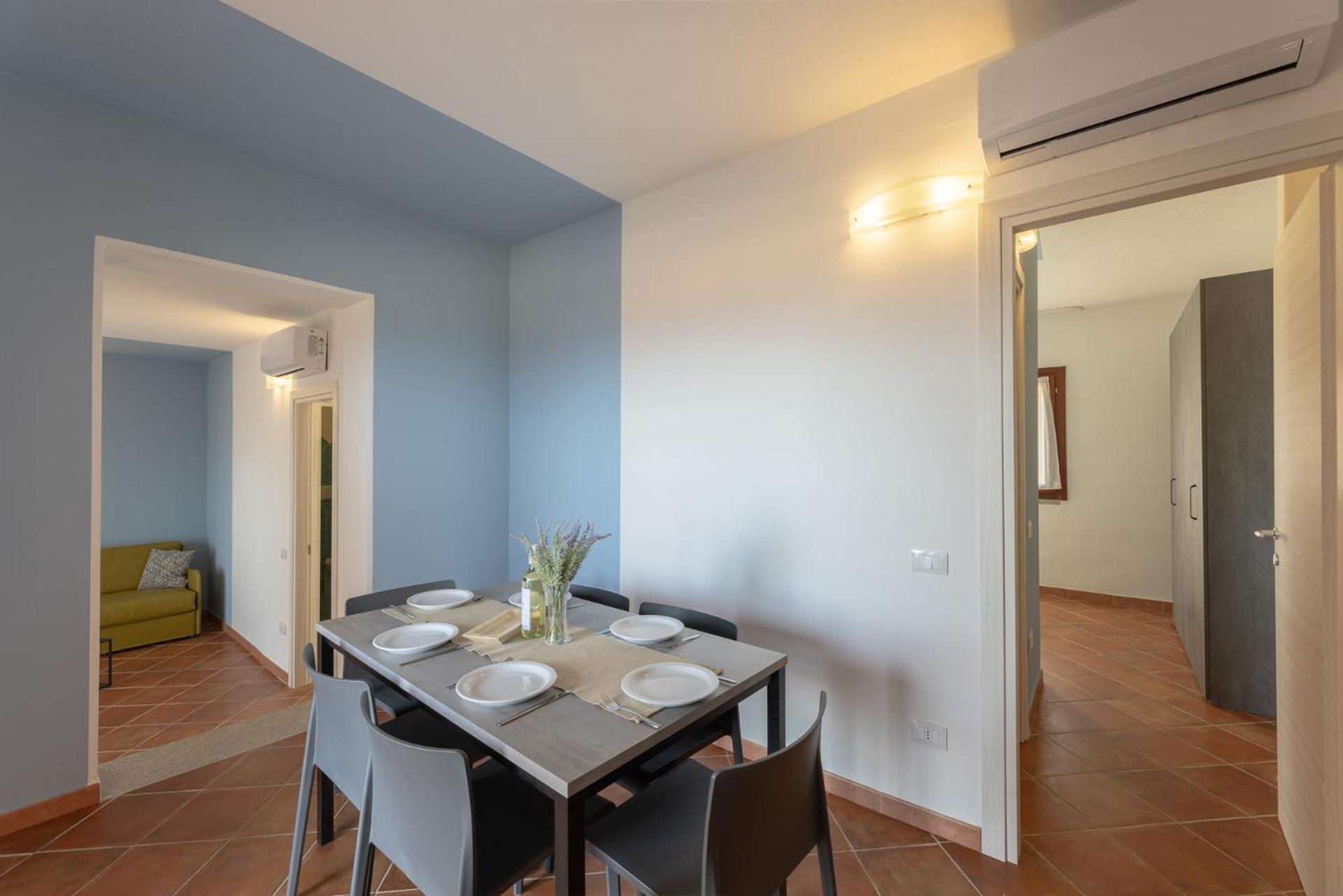 Rocce Rosse Aparthotel