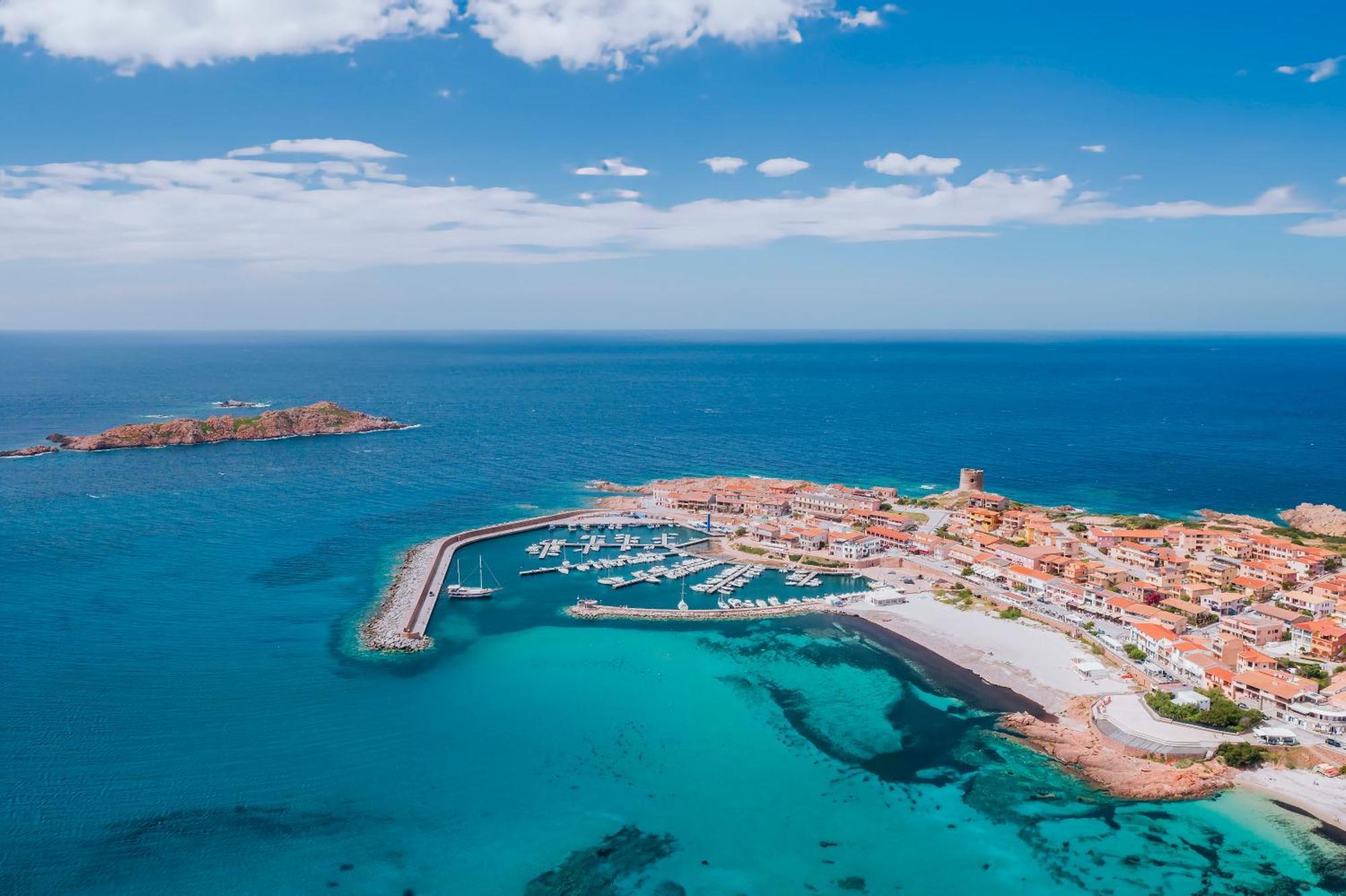 Rocce Rosse Isola Rossa